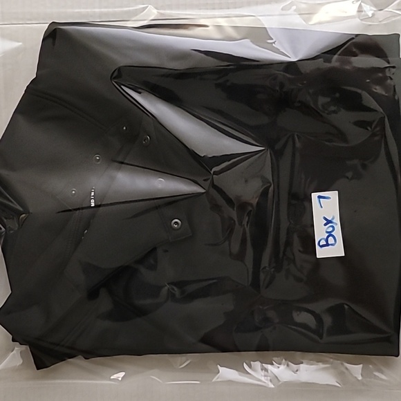 UnderArmour LS Pullover with Motion Snap Collar, Size Womens Medium - Picture 12 of 12